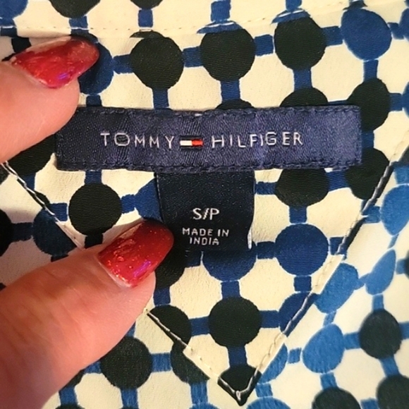 Tommy Hilfiger Woman's Sleeveless Mandarin Collar Button Down Blouse, Size: S/P - Picture 6 of 6